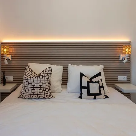 Apartment Modern And Bright 2 Bedroom Apt, Swimming Pool And Gym *
